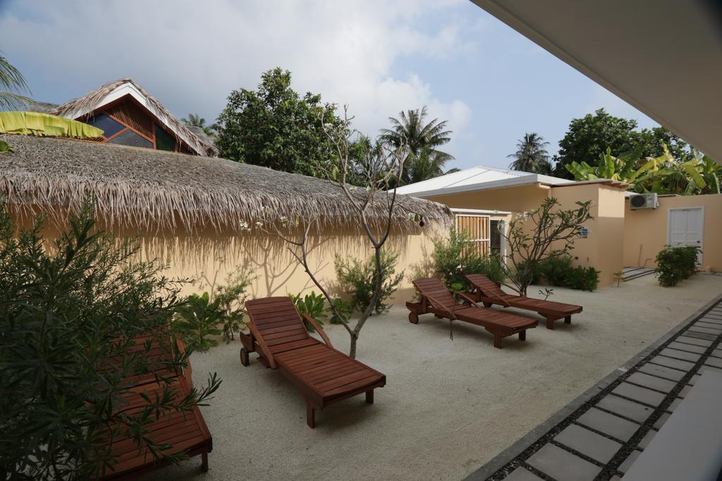Scuba Inn Omadhoo Экстерьер фото
